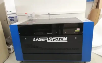 Zoom sur l’extracteur d’air de la découpe laser